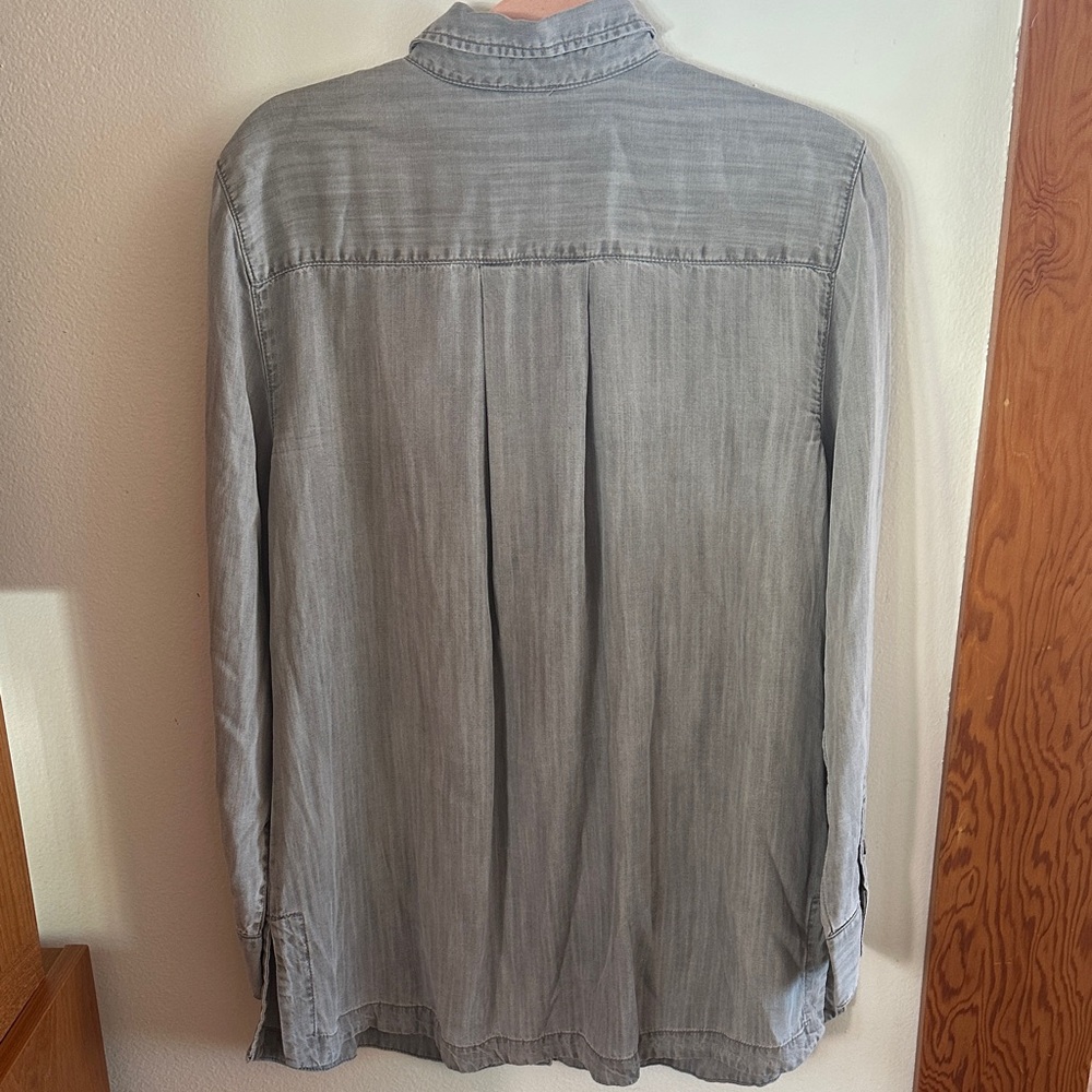 Chico's Gray Button-Down Blouse - image 4